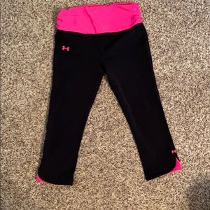 Under Armour capris!